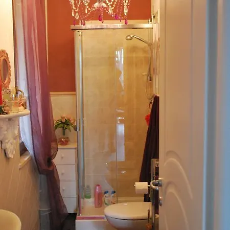 Gaia Apartment *